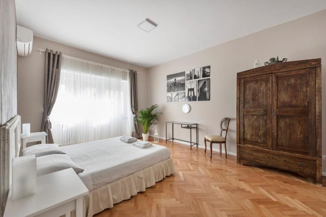 Ferienwohnung Regina Luxury Flat Rom Exterior foto